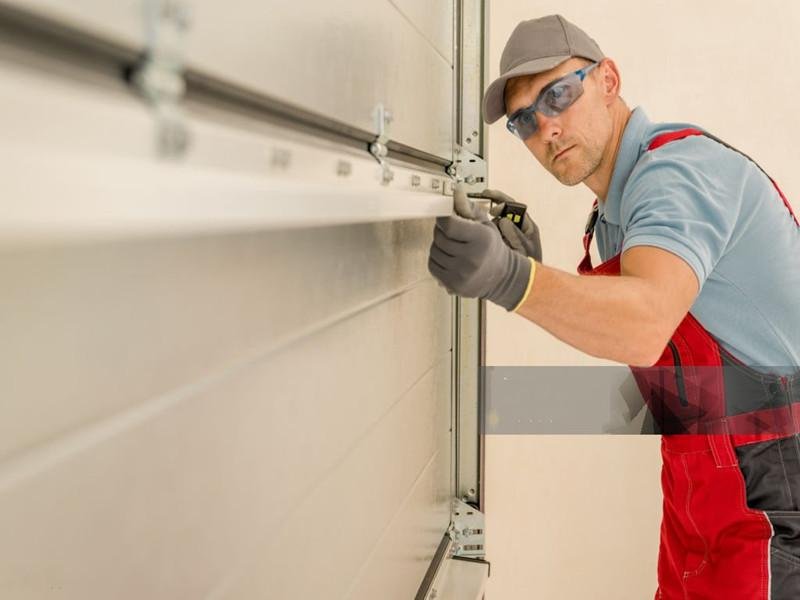Guide to Garage Door Safety and Maintenance